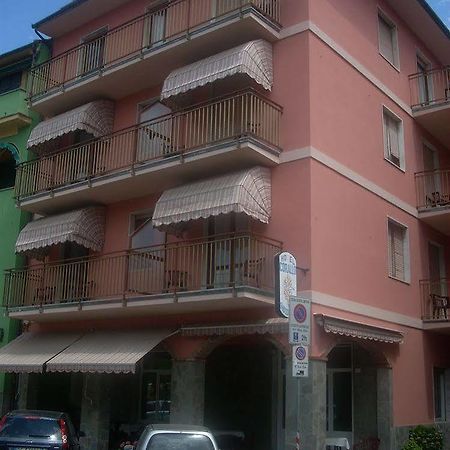 Hotel Corallo Монелья Экстерьер фото