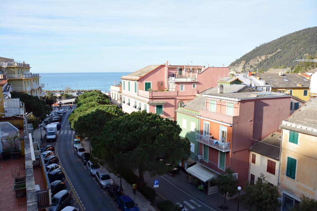 Hotel Corallo Монелья Экстерьер фото