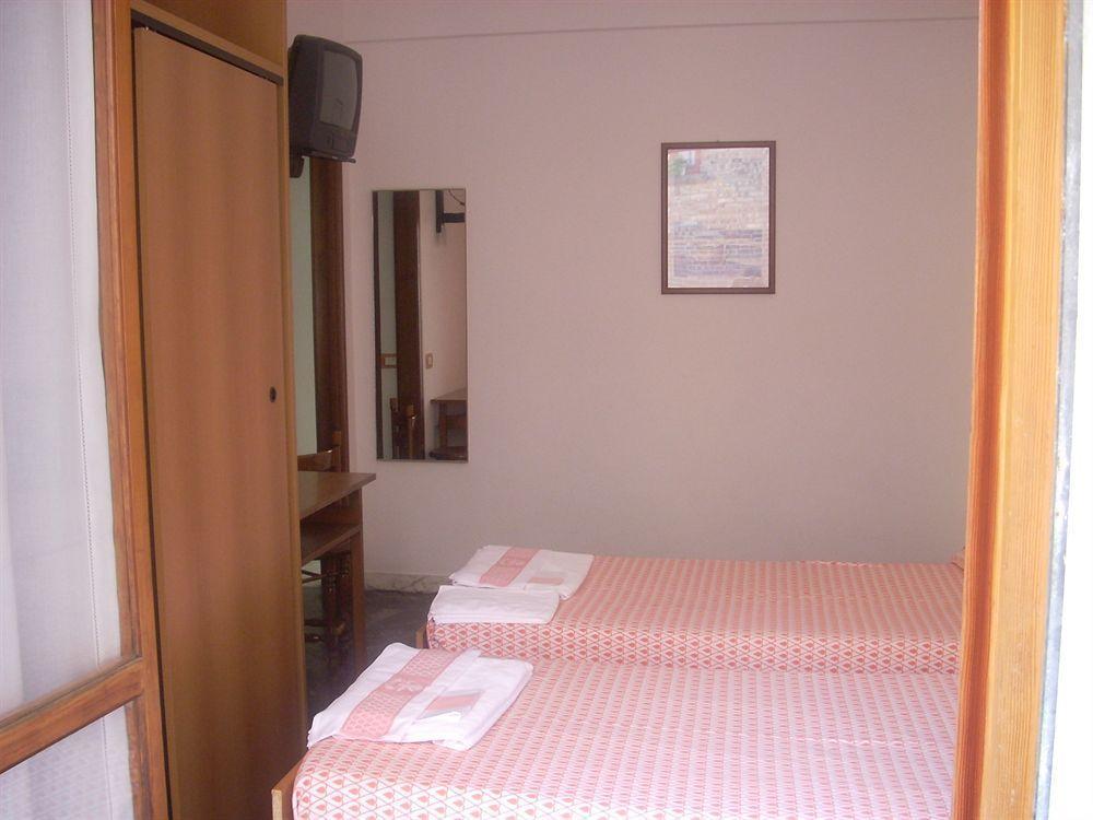 Hotel Corallo Монелья Экстерьер фото